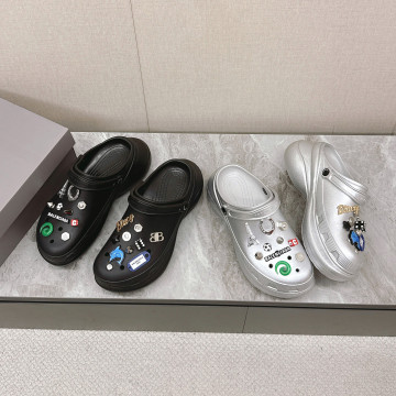 [Balenciaga] 발렌시아가 남성 크록스™ 지비츠™ 뮬 -2color