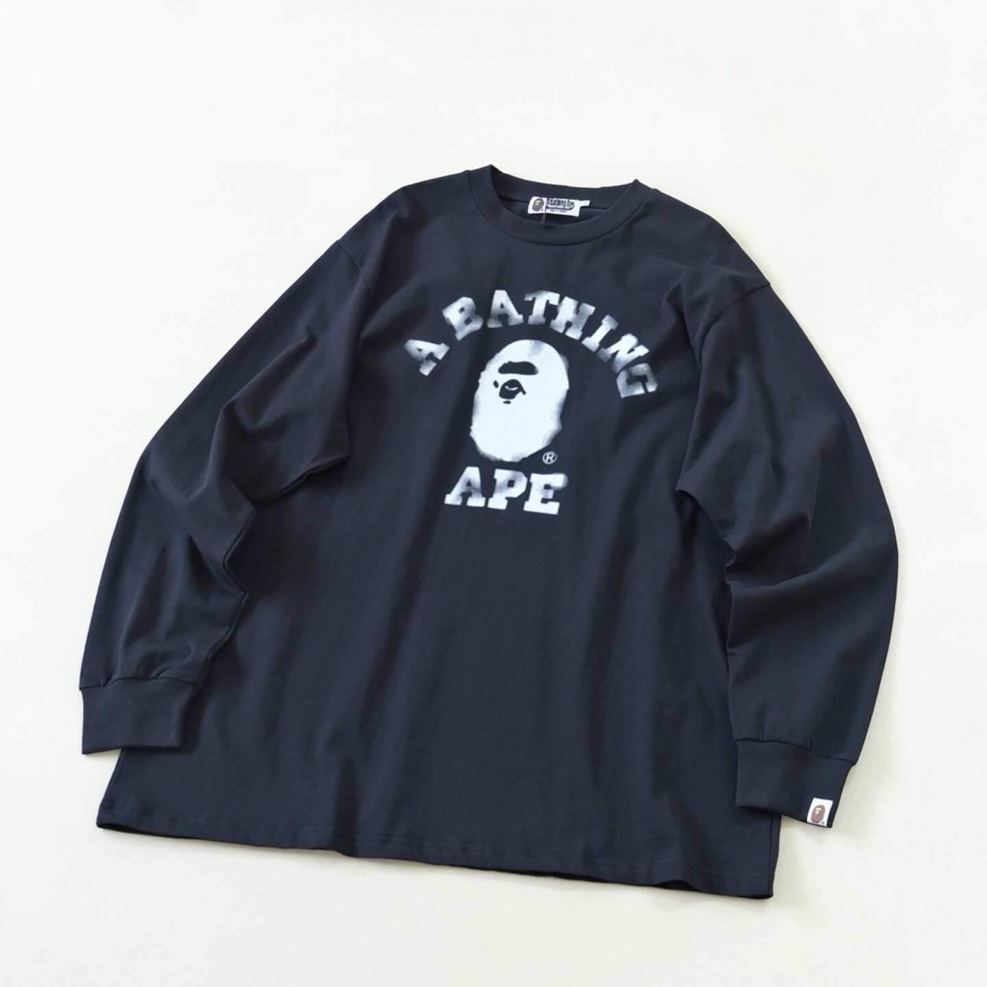 [Bape] 베이프 컬리지 릴렉스드 핏 롱슬리브 티셔츠