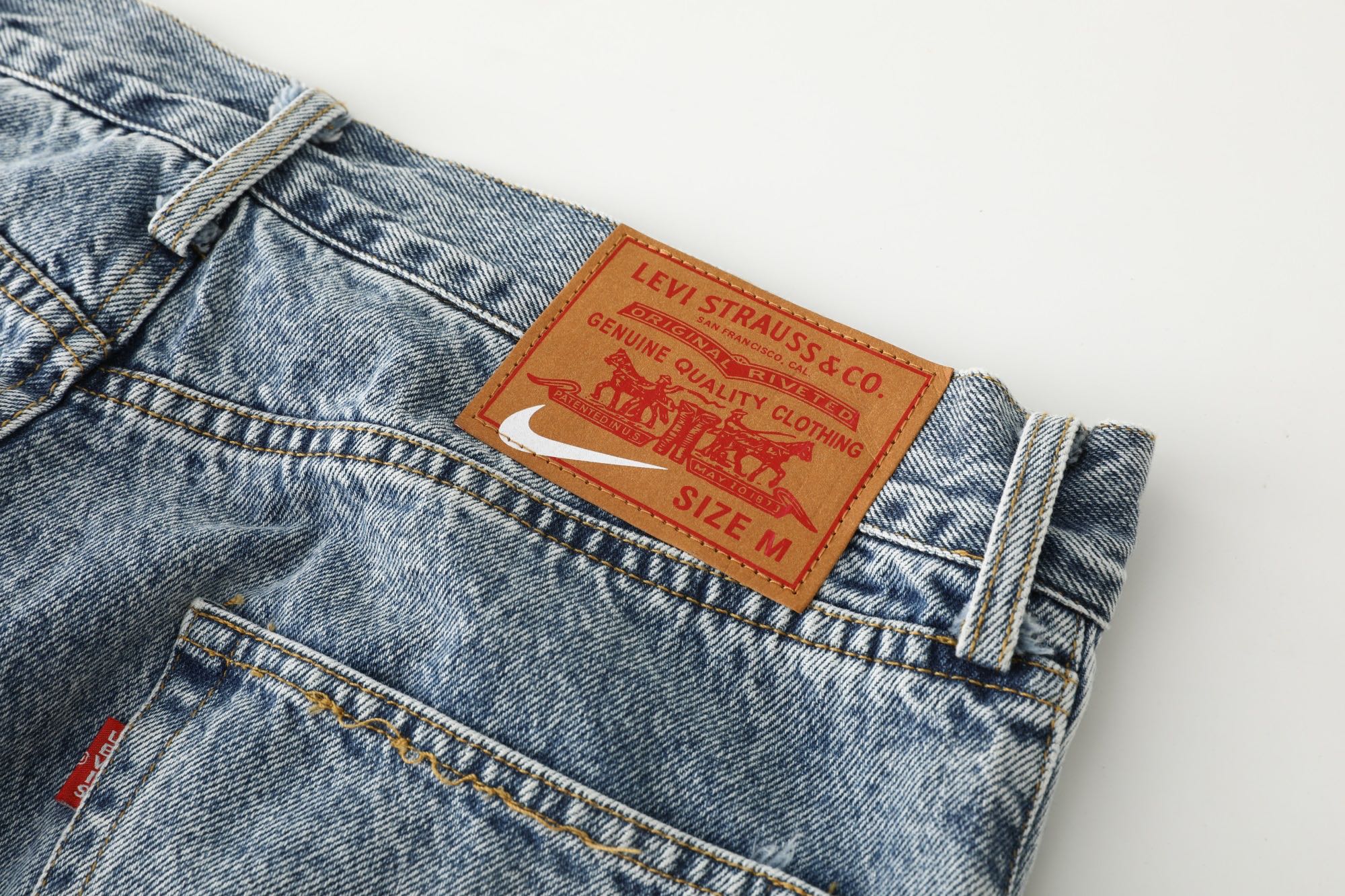[Nike] 나이키 x 리바이스 배기 진