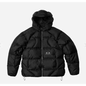 [Palace x Oakley] 팔라스 x 오클리 푸파 블랙