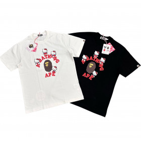 [BAPE] 베이프 x 산리오 캐릭터즈 컬리지 미니 티셔츠