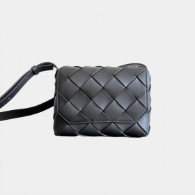 [Bottega Veneta] 보테가 베네타 디아고 스무스 레더 크로스백
