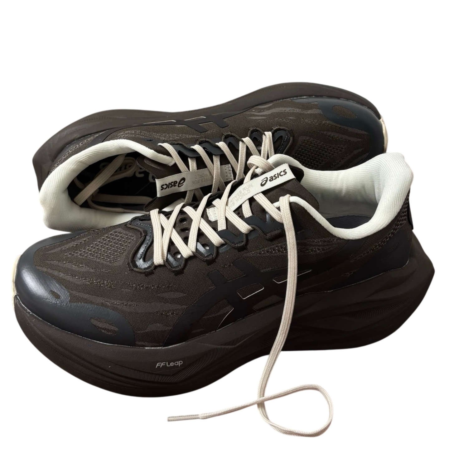 [Asics x Blacktoes] 아식스 x 블랙토즈 슈퍼블라스트 3 블랙 커피 블랙